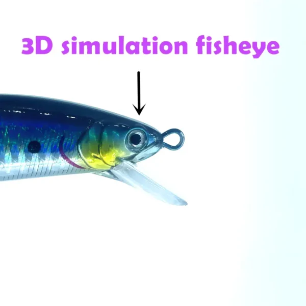 تُظهر الصورة طعم صيد اصطناعي، يسمى "minnow"، مع عين ثلاثية الأبعاد واقعية، مما يمنحه مظهرًا جذابًا ومقنعًا للأسماك، وهو مثالي للاستخدام في الصيد.